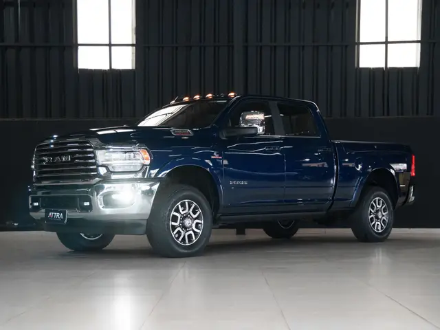 Carro RAM 3500 2024 Limited Longhorn 6.7 4x4