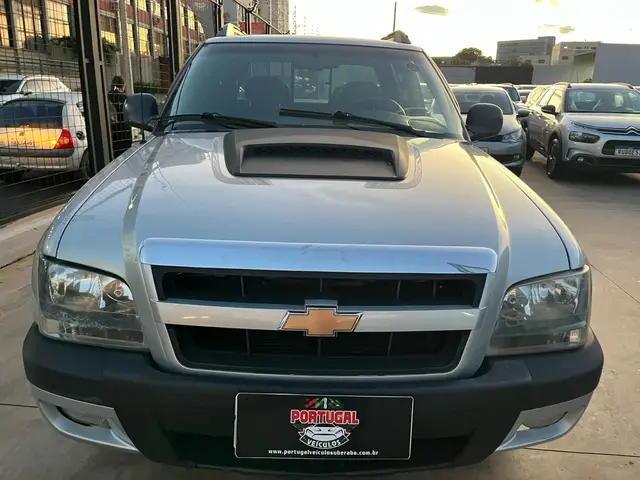 Carro Chevrolet S10 Cabine Dupla 2011 S10 Rodeio 2.4 Flexpower 4X2 (Cab Dupla)