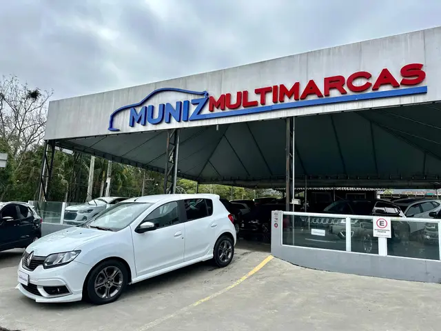 Carro Renault Sandero 2016 GT Line  1.6 8V (Flex)