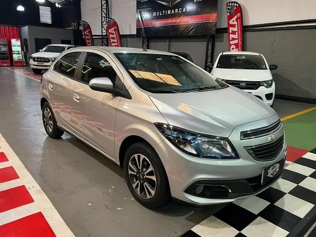Carro Chevrolet Onix 2015 1.4 Effect SPE/4