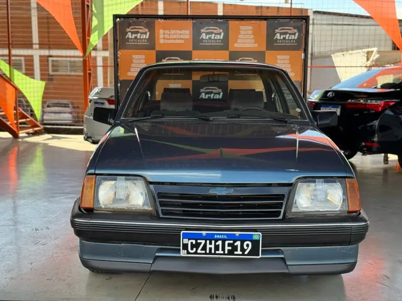 Chevrolet Monza Hatch SR 2.0