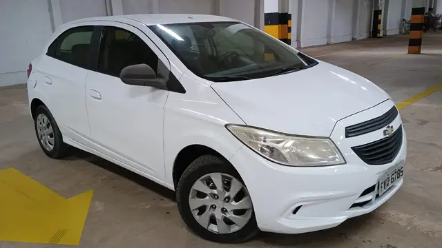 Carro Chevrolet Onix 2015 1.0 LS SPE/4