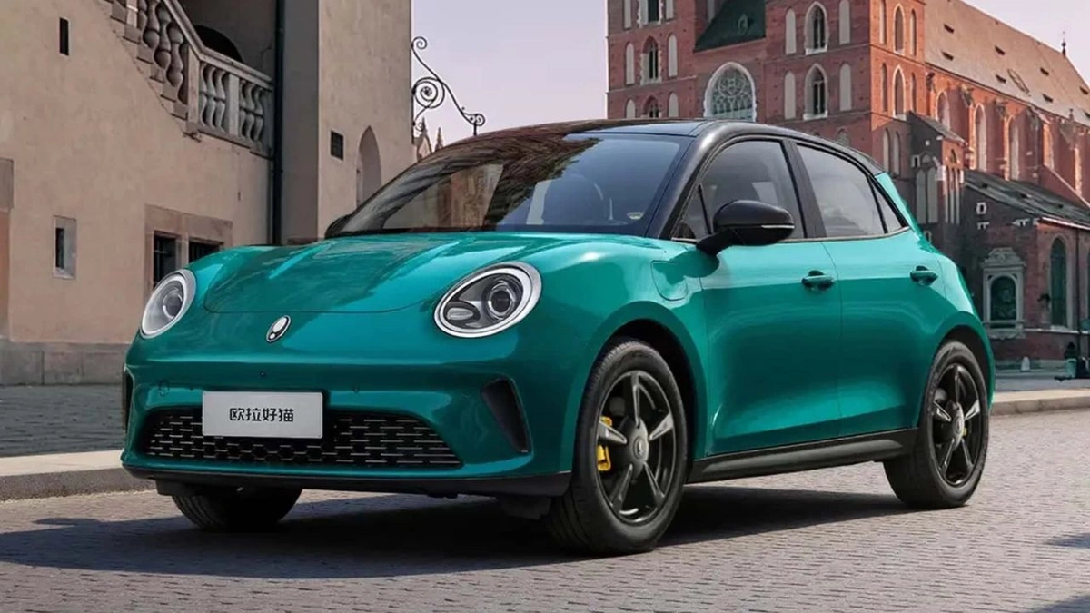Hatch elétrico ganhou leves alterações visuais do outro lado do mundo