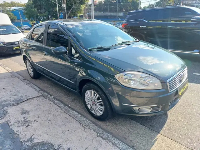 Carro Fiat Linea 2012 Essence 1.8 16V (Flex)
