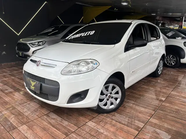 Carro Fiat Palio 2015 Attractive 1.0 Evo (Flex)