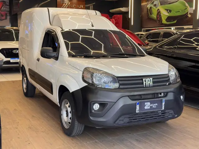 Carro Fiat Fiorino 2022 1.4 Endurance (Flex)