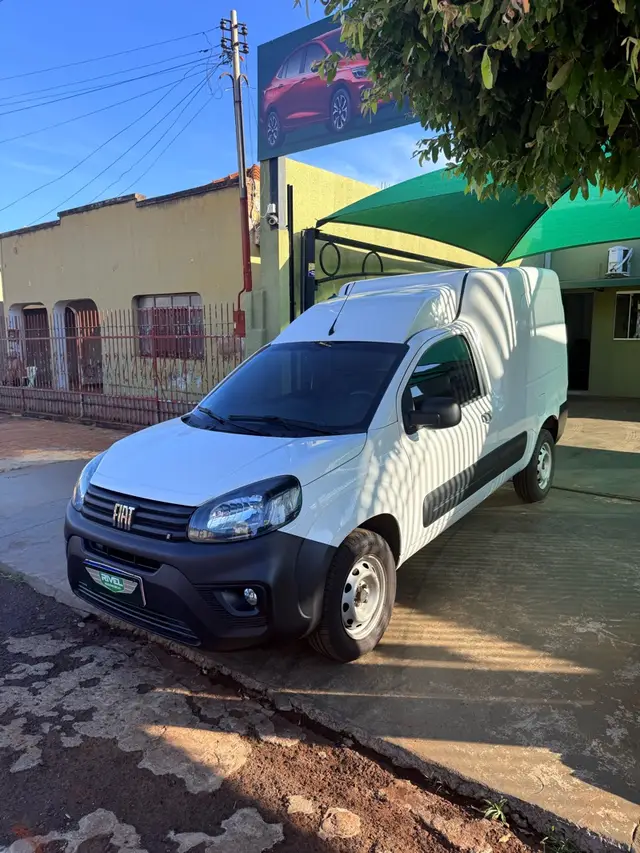 Carro Fiat Fiorino 2023 1.4 Endurance (Flex)