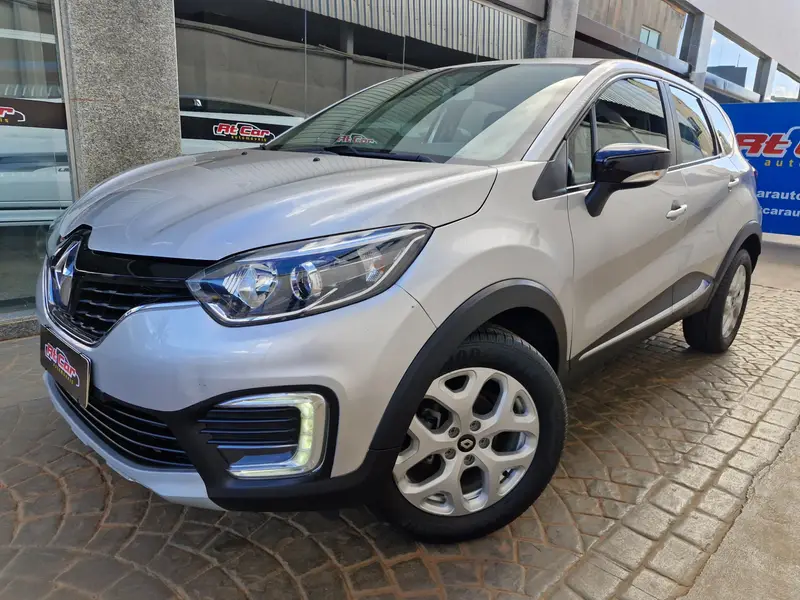 Renault Captur Intense 1.6 16v SCe CVT (Flex)