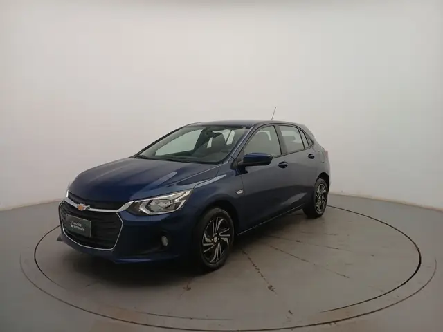 Carro Chevrolet Onix Plus 2024 LT 1.0