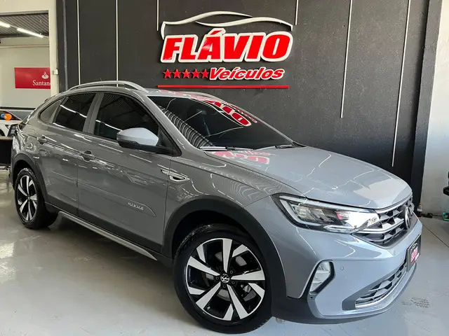 Carro Volkswagen Nivus 2024 Highline 200 TSI