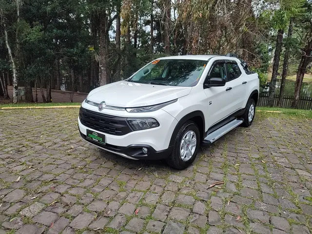 Carro Fiat Toro 2018 Freedom 2.0 diesel MT6 4x4