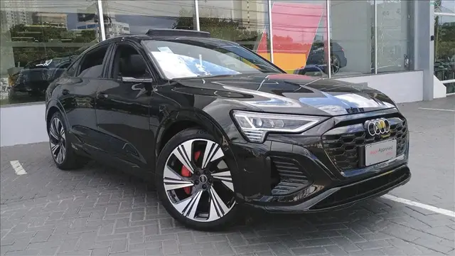 Carro Audi Q8 e-tron 2024 Performance Black