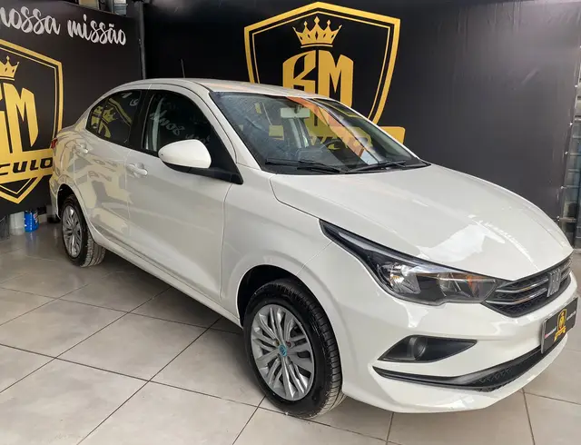 Carro Fiat Cronos 2024 Drive 1.0