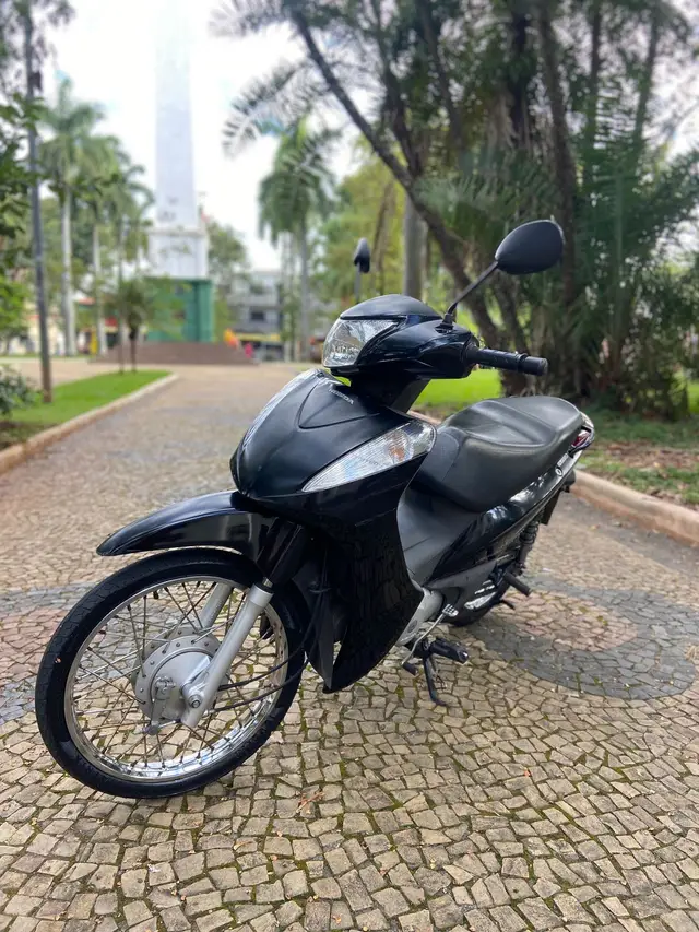 Moto Honda Biz 125i 2014 ES