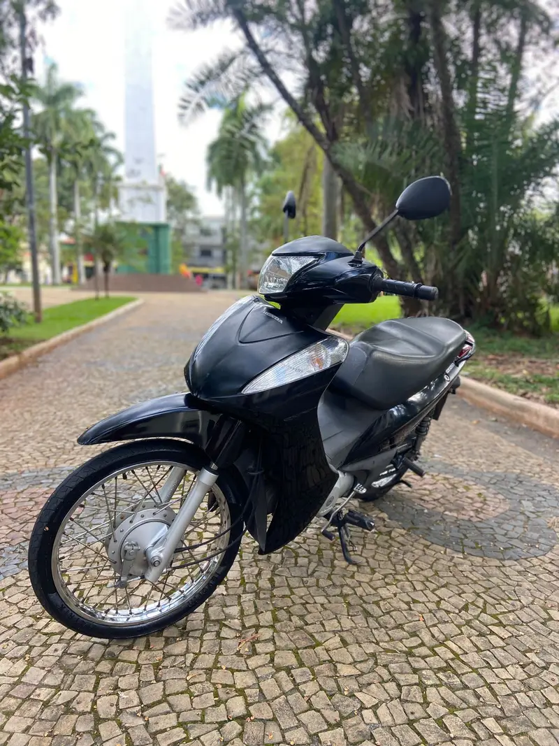 Honda ES