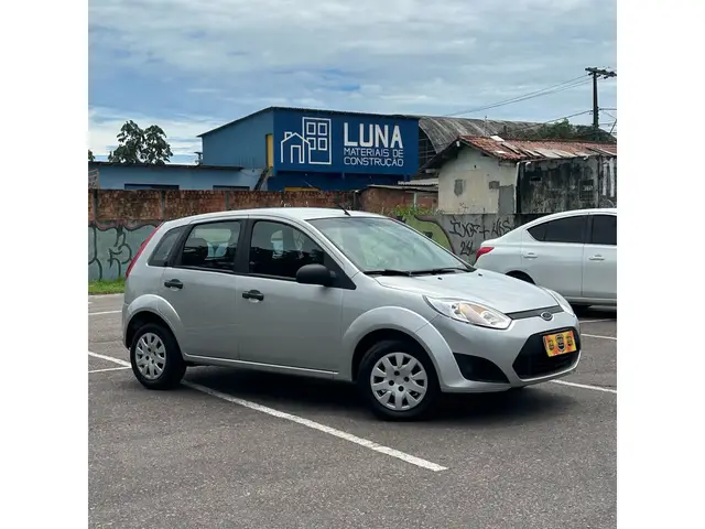 Carro Ford Fiesta Sedan 2013 1.0 (Flex)