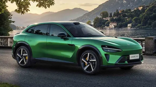 Grandalhão, de quase 5 metros e com até 690 cv, acelera de 0 a 100 km/h em 3,2 s e atinge máxima de mais de 250 km/h; preços, que serão revelados em julho, devem partir de R$ 255 mil