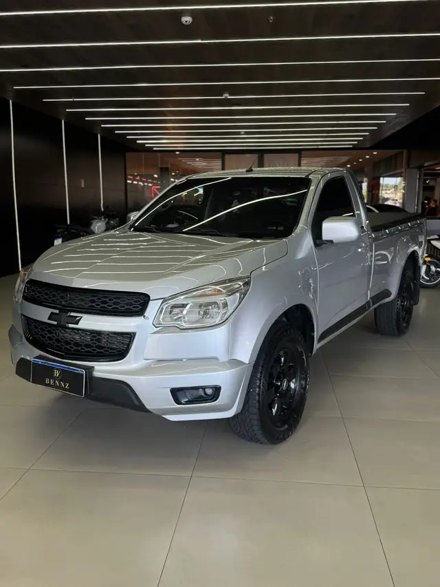 Carro Chevrolet S10 Cabine Simples 2015 S10 2.8 CTDi Cabine Simples LS 4WD