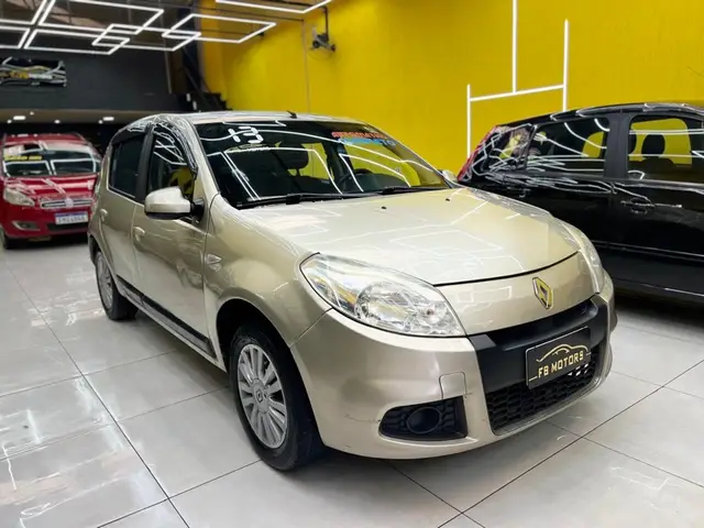 Carro Renault Sandero 2013 Privilege 1.6 16V (Flex)(aut)