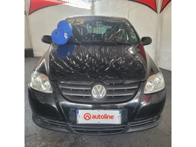 Carro Volkswagen Fox 2009 Route 1.0 8V (Flex)