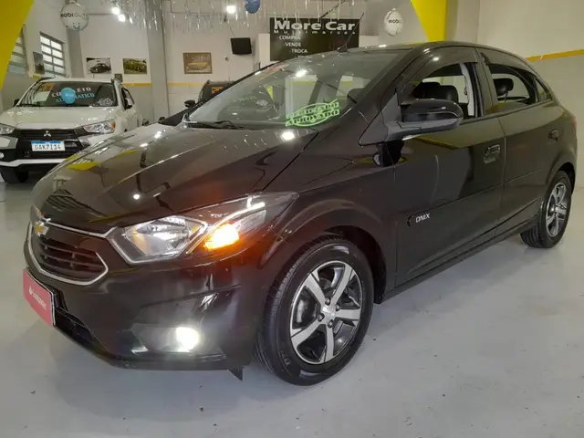 Carro Chevrolet Onix 2017 1.4 LTZ SPE/4