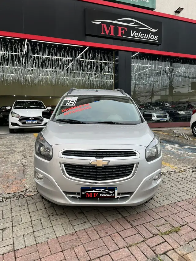 Carro Chevrolet Spin 2018 Advantage 5S 1.8 (Flex) (Aut)