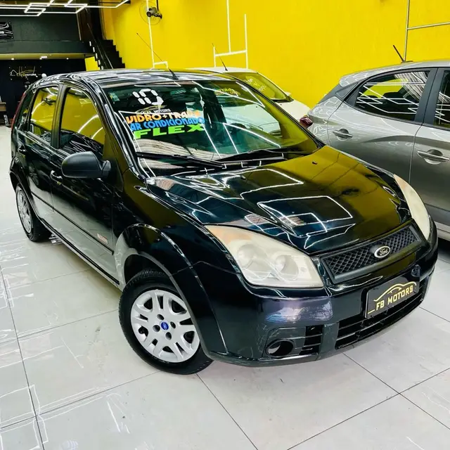 Carro Ford Fiesta Hatch 2010 1.0 (Flex)