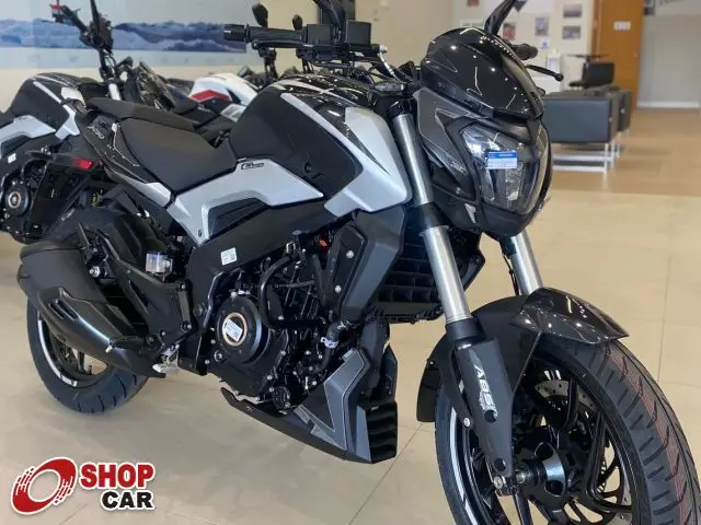 Carro Bajaj Dominar 250 2025 250