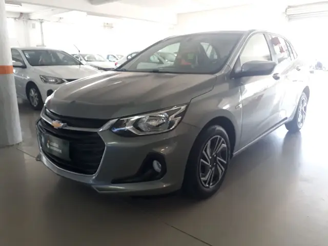 Carro Chevrolet Onix Plus 2024 LT 1.0