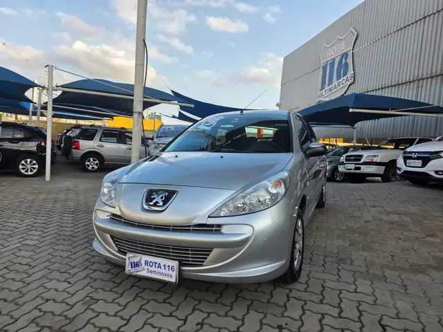 Carro Peugeot 207 2012 Hatch XR 1.4 8V (flex) 4p