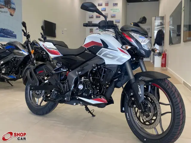 Carro Bajaj Dominar 160 2025 160 cc