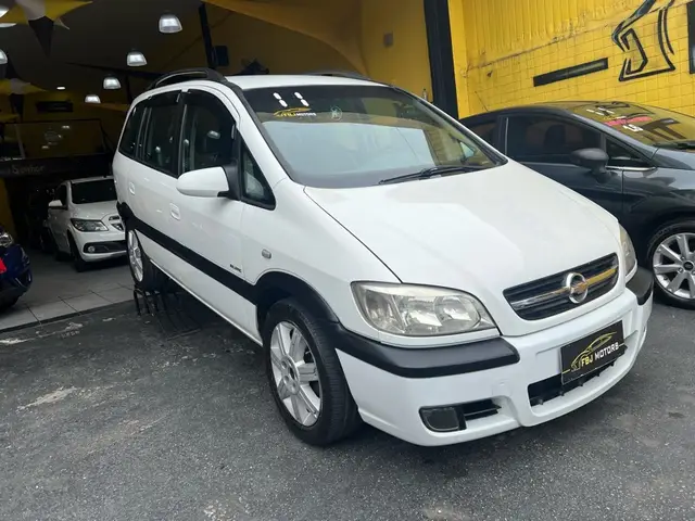 Carro Chevrolet Zafira 2010 Elite 2.0 (Flex)