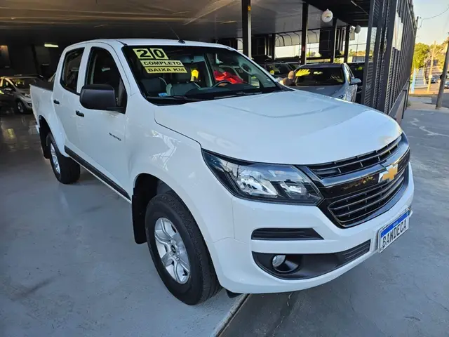 Carro Chevrolet S10 Cabine Dupla 2020 S10 2.5 ECOTEC SIDI Advantage 4x2 (Cabine Dupla)