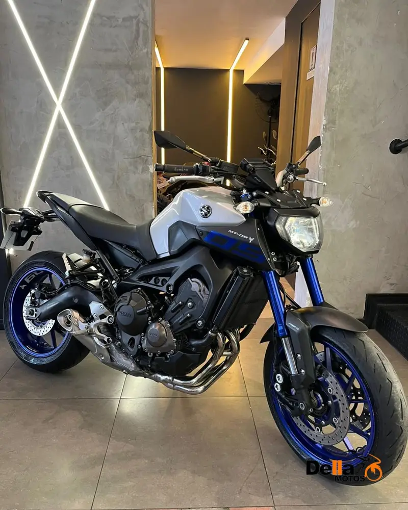Yamaha MT-09 ABS