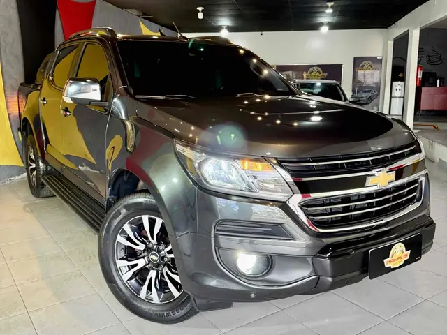 Carro Chevrolet S10 Cabine Dupla 2019 S10 2.5 ECOTEC SIDI LTZ 4WD (Cabine Dupla) (Aut)