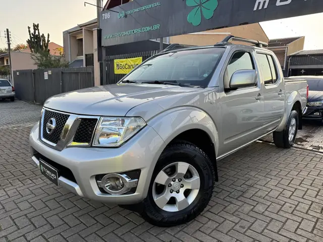 Carro Nissan Frontier 2014 2.5 TD CD 4x4 S