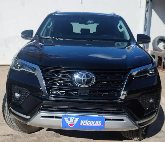 Carro Toyota SW4 2021 SRX 2.8 turbodiesel 5L 4x4 (Aut)
