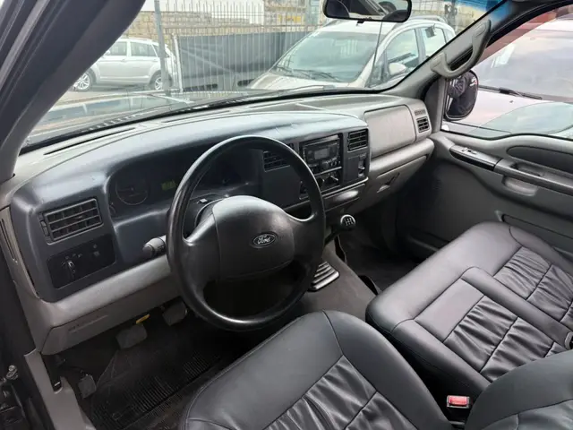Carro Ford F-250 2009 XLT 4x2 3.9 (Cab Simples)