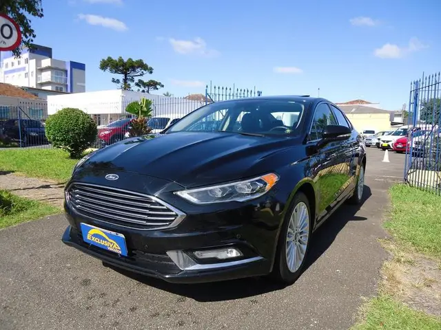 Carro Ford Fusion 2018 2.0 EcoBoost Titanium AWD (Aut)