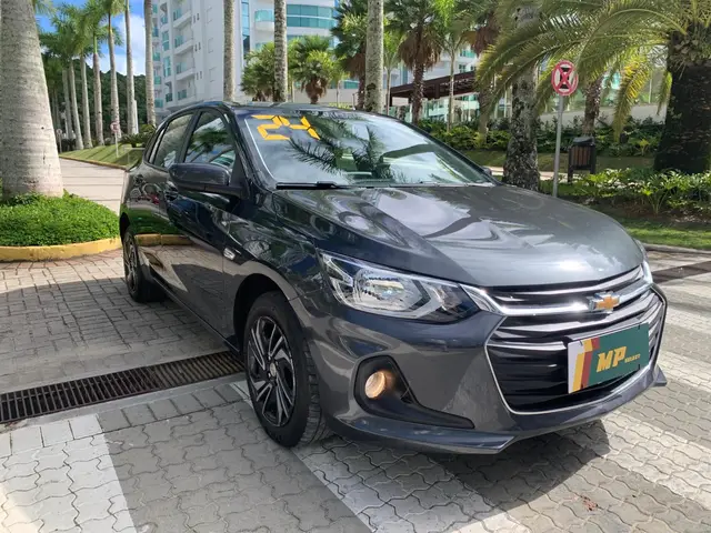 Carro Chevrolet Onix Plus 2024 LT 1.0