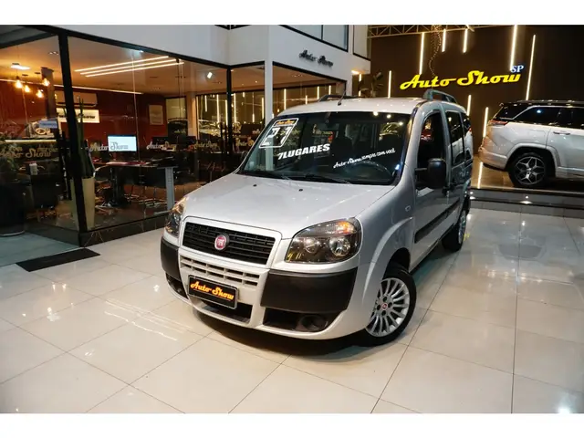 Carro Fiat Doblò 2021 Essence 1.8 16V (Flex)