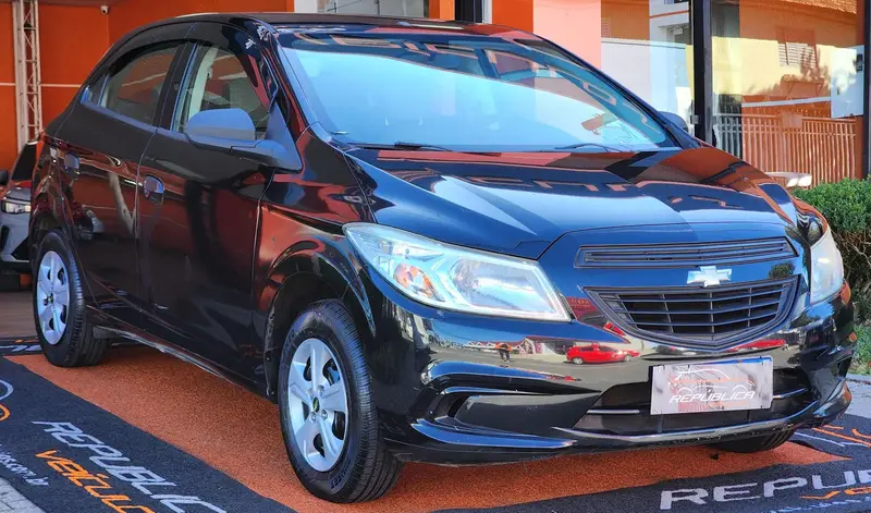 Chevrolet Onix 1.0 LS SPE/4