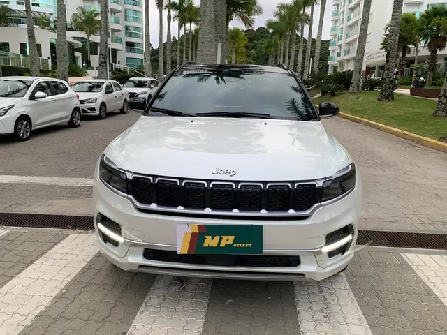 Carro Jeep Commander 2023 Overland 2.0 TD380