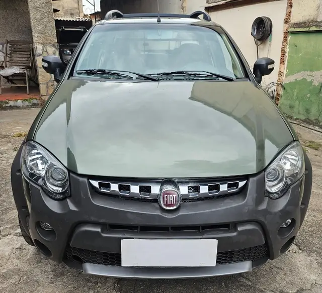 Carro Fiat Strada 2013 Adventure 1.8 16V Dualogic (Flex) (Cabine Dupla)