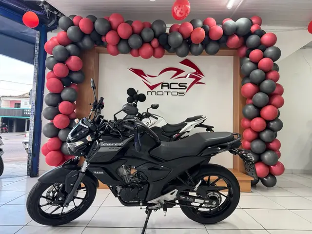 Carro Yamaha Fazer FZ15 2024 ABS