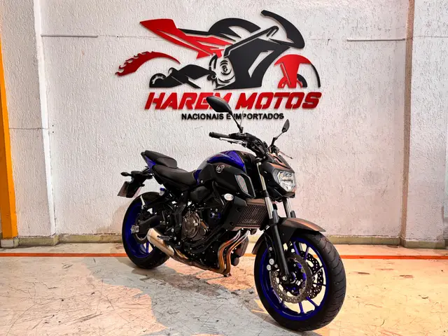Carro Yamaha MT-07 2023 ABS
