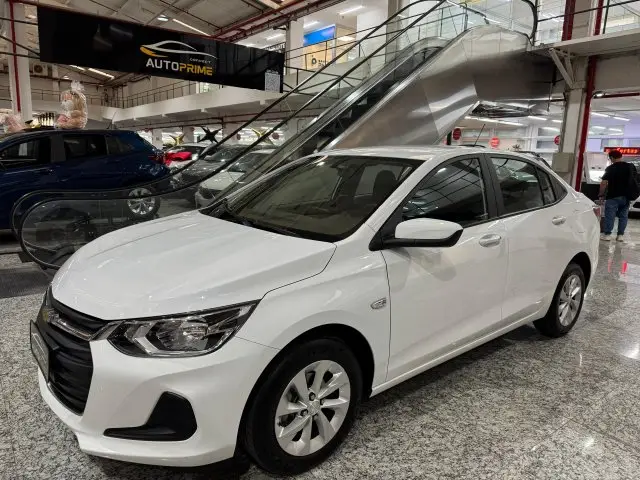 Carro Chevrolet Onix 2023 1.0