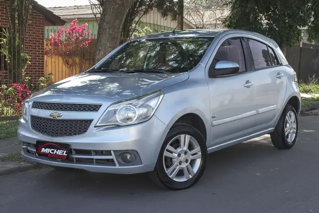 Carro Chevrolet Agile 2010 LTZ 1.4 8V (Flex)