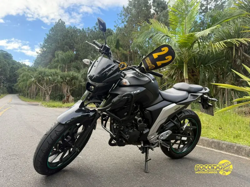 Yamaha Fazer FZ25 ABS