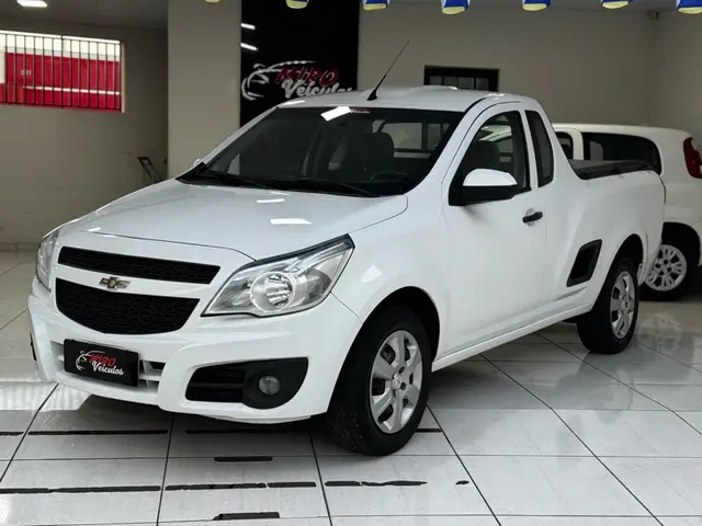 Carro Chevrolet Montana 2016 LS 1.4 (Flex)